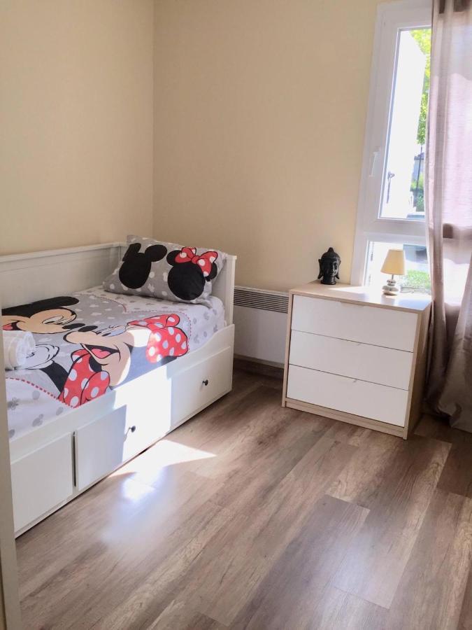 Appartement Eco 6 Personnes Magny-le-Hongre Buitenkant foto